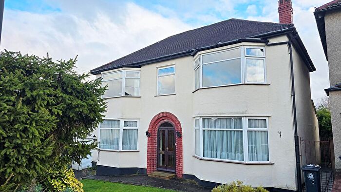 3 Bedroom Detached House For Sale In Broadway Avenue, Henleaze, Bristol, BS9