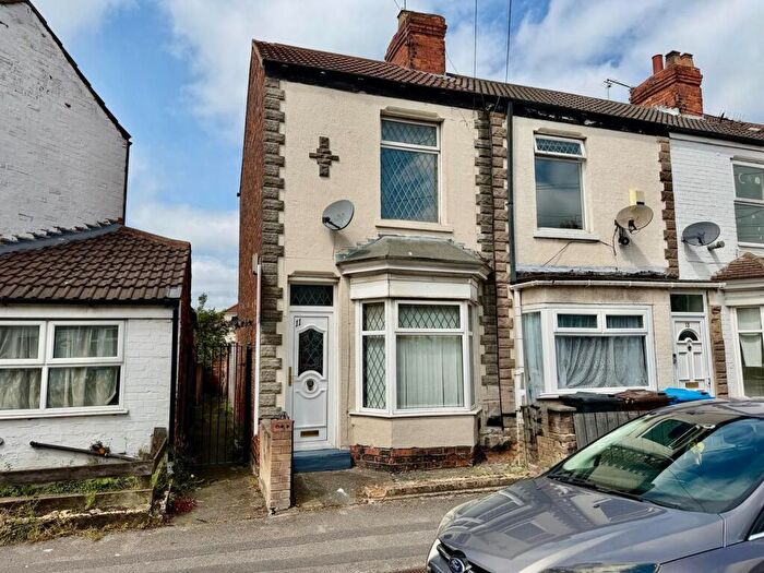 2 Bedroom Terraced House For Sale In Berkshire Street, Hull, HU8