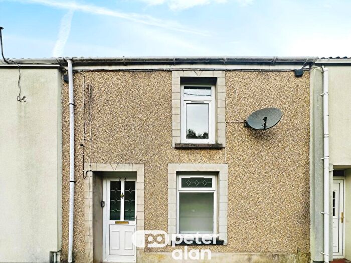 2 Bedroom Terraced House To Rent In North Street, CF47