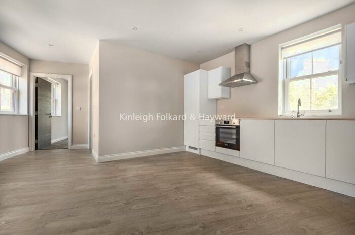 1 Bedroom Flat To Rent In Rialto Road, Mitcham, CR4