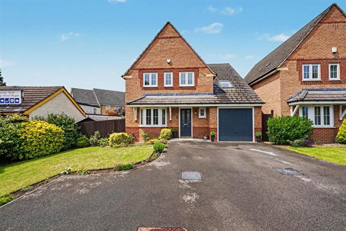 5 Bedroom Detached House For Sale In Bye Pass Road, Beeston, Nottingham, NG9