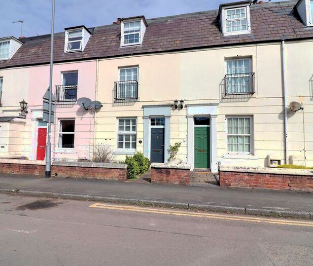 3 Bedroom Terraced House For Sale In Crooked Bridge Road, Stafford, Staffordshire, ST16