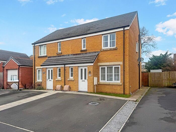 3 Bedroom Semi-Detached House For Sale In Maes Y Glo, Llanelli, SA14