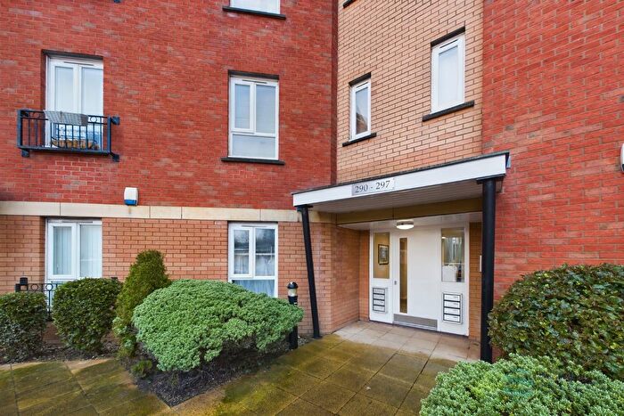 2 Bedroom Flat To Rent In Ellerman Road, Brunswick Dock, L3