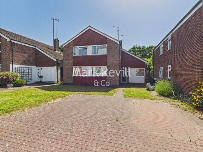 2 Bedroom Flat For Sale In Pelham Road, Lindfield, RH16