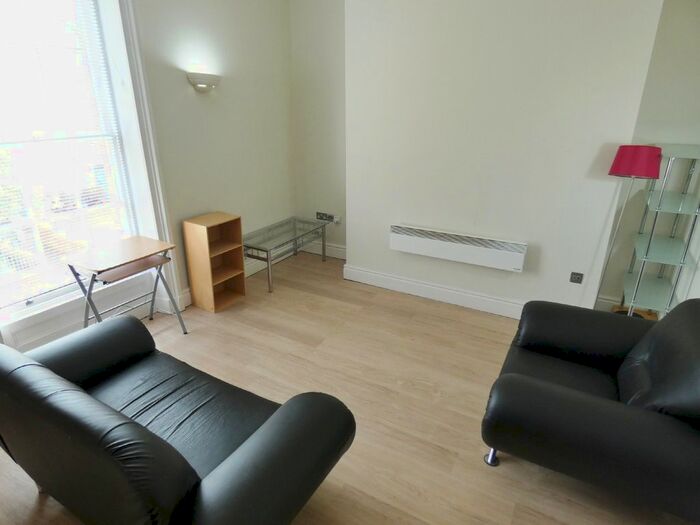 2 Bedroom Flat To Rent In West Cliff, Preston, PR1