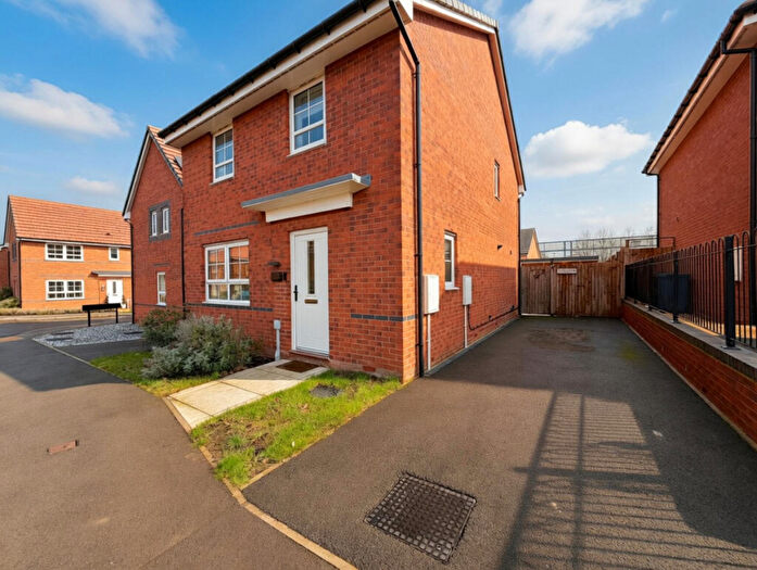 4 Bedroom Detached House For Sale In Wentworth Close, Tamworth, B78