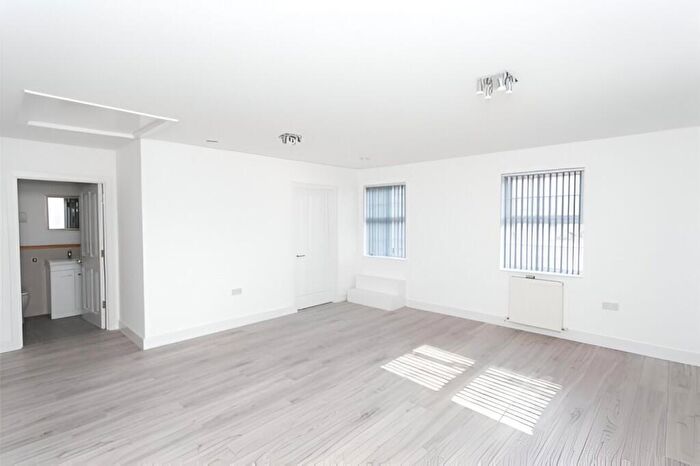 1 Bedroom Flat To Rent In London Road, Hemel Hempstead, HP3