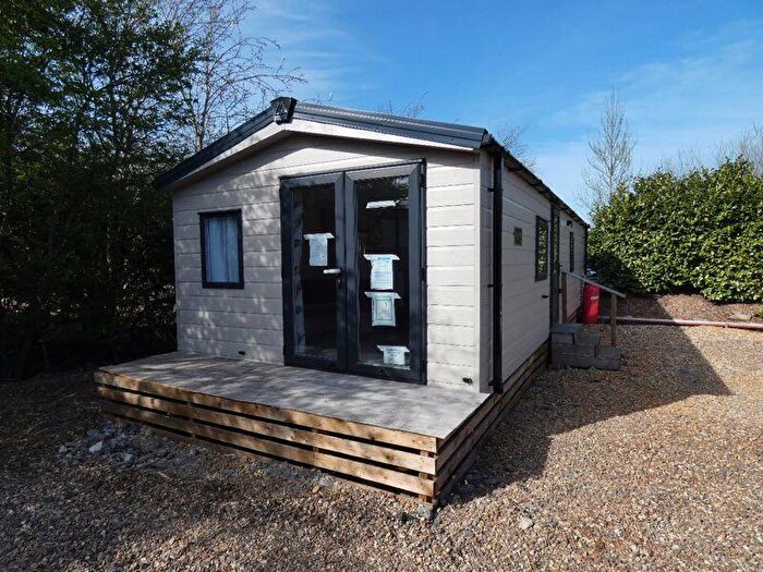 2 Bedroom Park Home For Sale In Tewkesbury Road, Twigworth, Gloucester, GL2