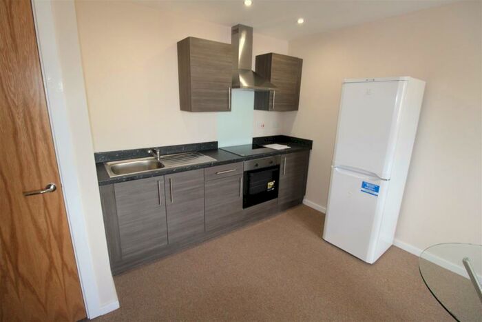 1 Bedroom Apartment To Rent In High Street, Kingswinford, DY6