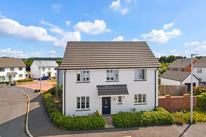 3 Bedroom Detached House For Sale In Willow Drive, Uffculme, EX15