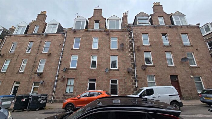 1 Bedroom Apartment For Sale In Hardgate, Aberdeen, Aberdeenshire, AB10