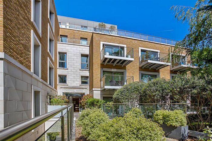 2 Bedroom Flat For Sale In Oakhill Road, Putney, SW15