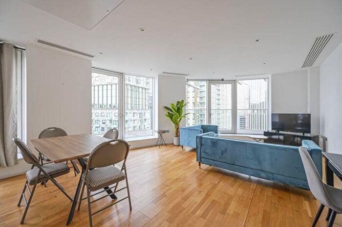 2 Bedroom Flat To Rent In Ability Place, Canary Wharf, London, E14