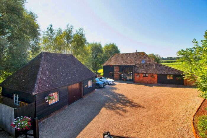 4 Bedroom Detached House For Sale In Shenley Road, Smarden, Kent, TN27