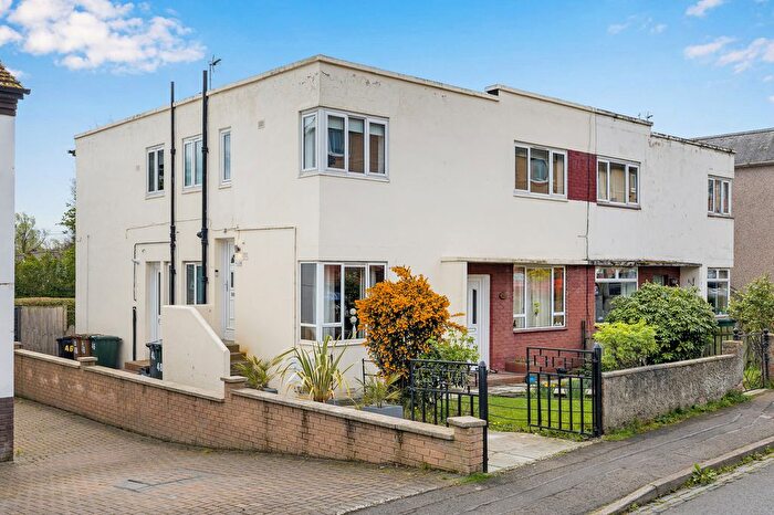 3 Bedroom Flat For Sale In Northfield Farm Avenue, Edinburgh, EH8