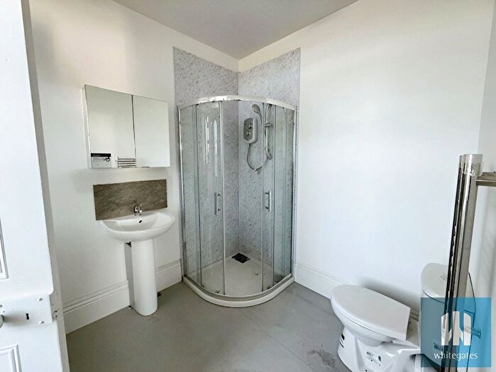 1 Bedroom Flat To Rent In Market Place, Huddersfield Town Centre, Huddersfield, HD1
