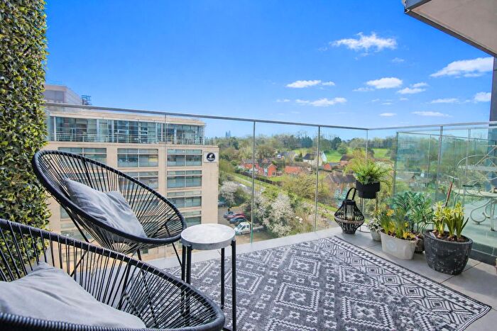 1 Bedroom Flat For Sale In Hepworth House, Harlow, CM20