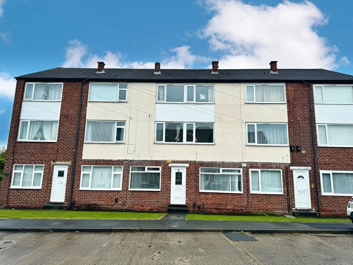 2 Bedroom Maisonette For Sale In Carmel Gardens, Norton, TS20