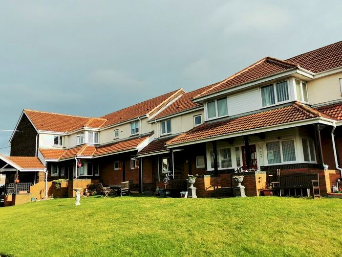 2 Bedroom Sheltered Housing To Rent In Balmoral Court, Sunderland, Tyne And Wear, SR5