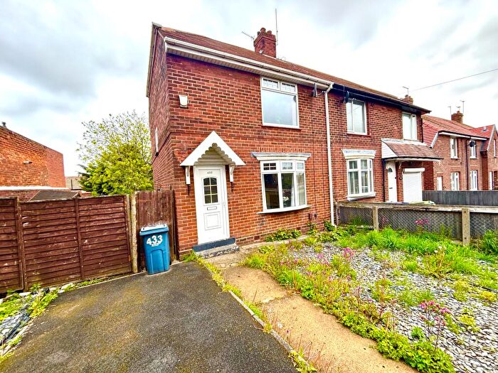 2 Bedroom House To Rent In Hylton Road, Sunderland, SR4