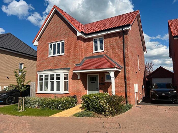 4 Bedroom House For Sale In Robinson Close, Haughley, Stowmarket, IP14