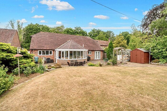 4 Bedroom Detached Bungalow For Sale In School Lane, Stedham, GU29