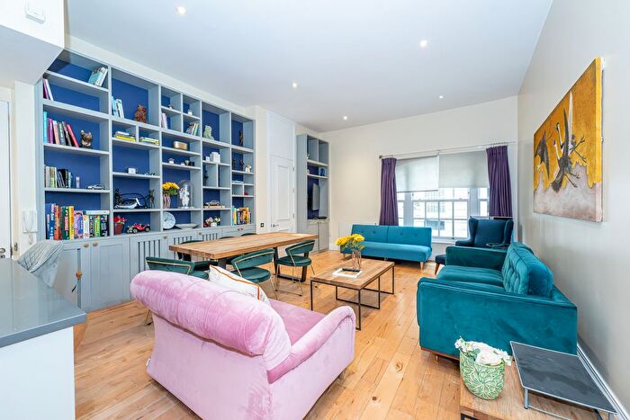 3 Bedroom Town House For Sale In Shillibeer Place, Marylebone, W1H