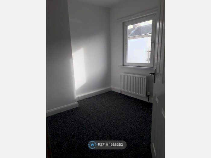 3 Bedroom Terraced House To Rent In Reid Street, Belfast, BT6