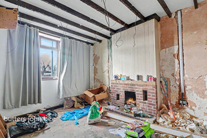 3 Bedroom End Of Terrace House For Sale In Wilding Road, Stoke-On-Trent, ST6