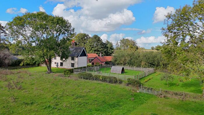 4 Bedroom Detached House For Sale In Seamere Road, Hingham, Norwich, NR9