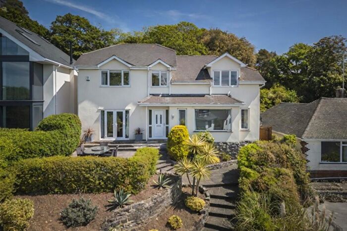 4 Bedroom Detached House For Sale In Springfield Crescent, Lower Parkstone, BH14