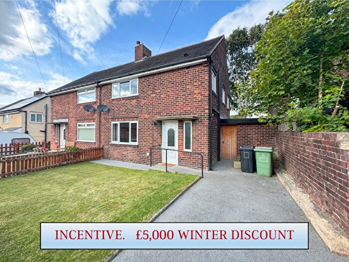 3 Bedroom Semi-Detached House For Sale In Bedford Avenue, Grange Moor, Wakefield, WF4