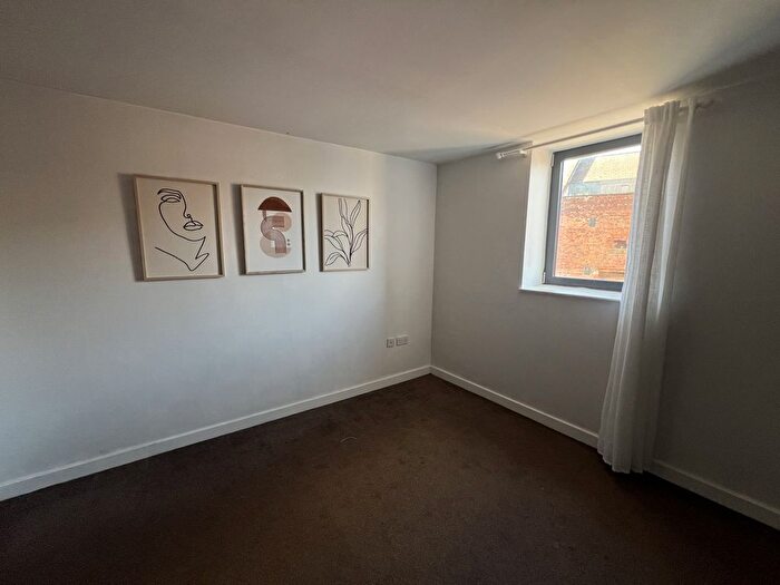 1 Bedroom Flat To Rent In Flat, High Flags Mill, Wincolmlee, HU2