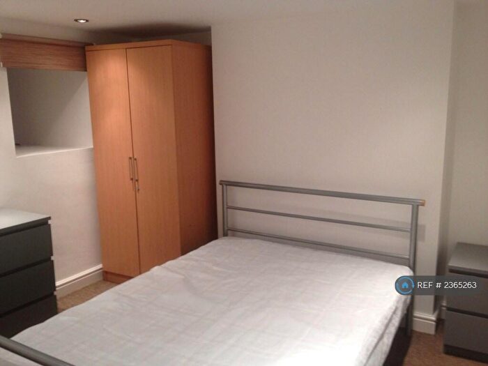 4 Bedroom Terraced House To Rent In School Road, Sheffield, S10