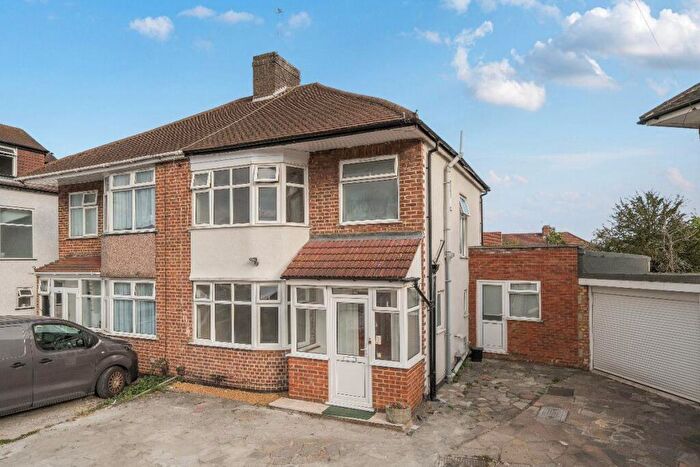 5 Bedroom Semi Detached House For Sale In Tavistock Road, Edgware, HA8