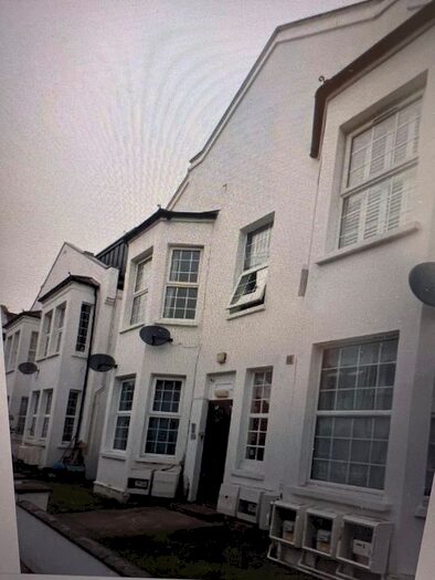 Property To Rent In Alexandra Road, Mitcham, CR4