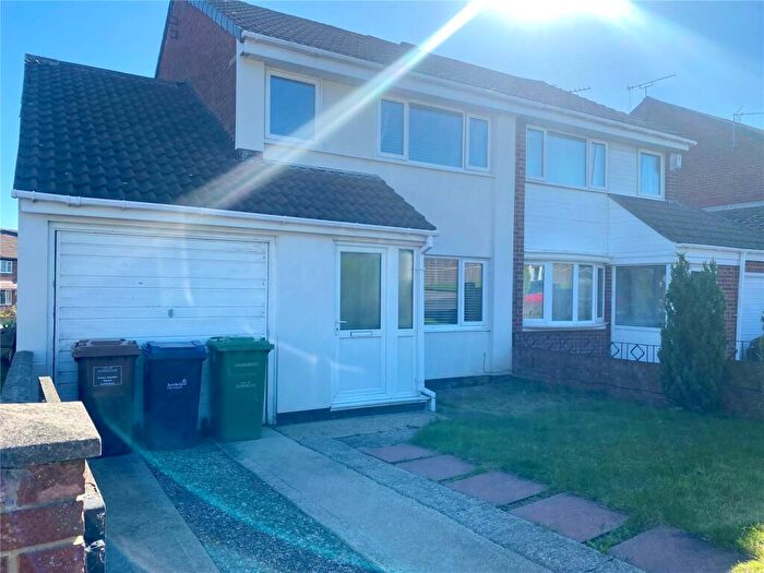 3 Bedroom Semi-Detached House For Sale In Spa Well Drive, Sunderland, SR5