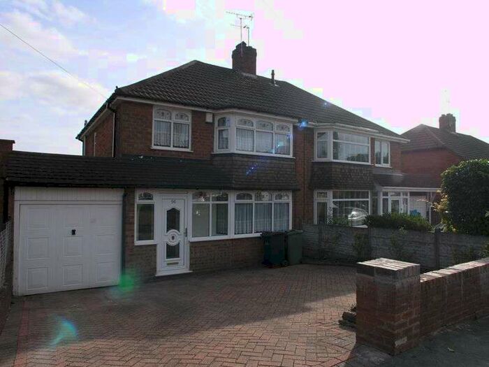 3 Bedroom Property To Rent In Elmdale Road, Bilston, WV14