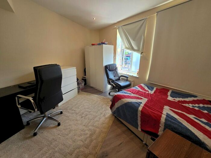 1 Bedroom Flat To Rent In Aylmer Parade, Aylmer Road, London, N2