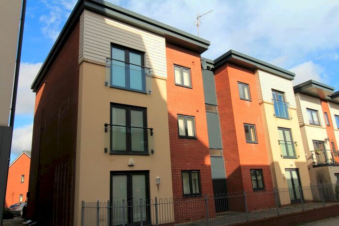 2 Bedroom Flat To Rent In Millennium Walk, Newport, NP19
