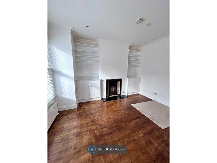 1 Bedroom Flat To Rent In Brownhill Road, London, SE6