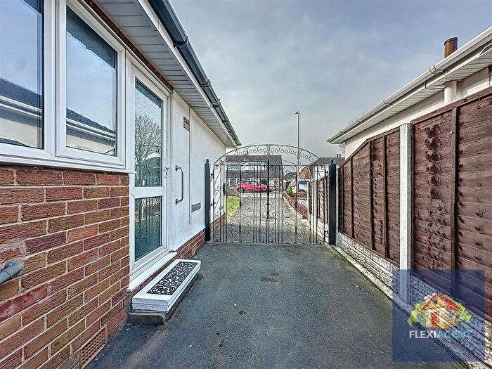 3 Bedroom Detached Bungalow For Sale In Kingston Crescent, Marshside, Southport, PR9