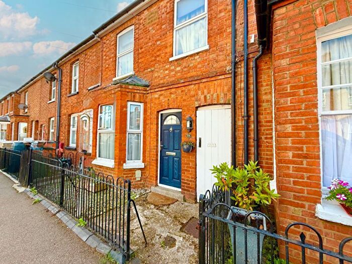 3 Bedroom Terraced House For Sale In Rothschild Road, Wing, LU7