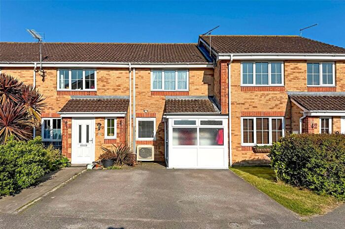 2 Bedroom Terraced House For Sale In Linnet Close, Littlehampton, West Sussex, BN17