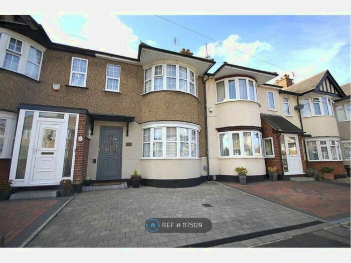 3 Bedroom Terraced House To Rent In Exmouth Road, Ruislip, HA4
