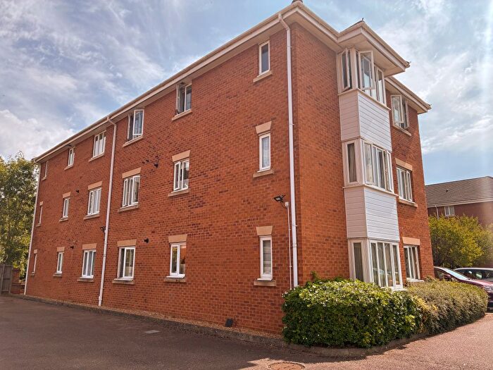 1 Bedroom Property To Rent In Beaumont Court, Bedford, MK45