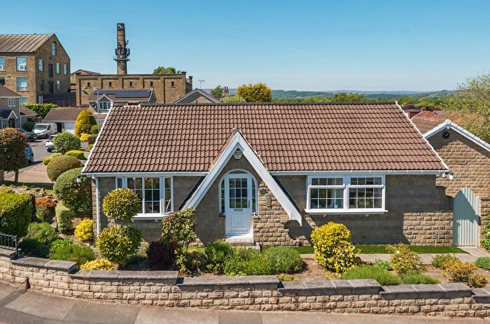3 Bedroom Bungalow For Sale In Woodhall Court, Calverley, Pudsey, West Yorkshire, LS28