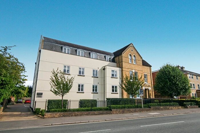2 Bedroom Apartment To Rent In Beechcroft, New London Road, Chelmsford, CM2