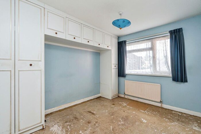 2 Bedroom Bungalow For Sale In Bryony Way, Waterlooville, Hampshire, PO7